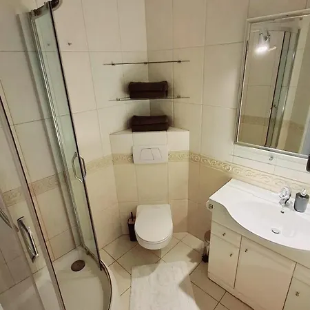 Metro Natolin Варшава