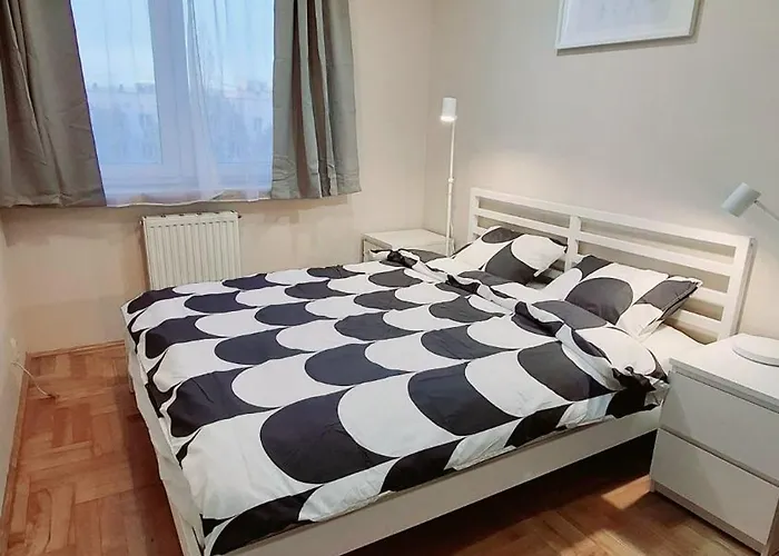 Metro Natolin Βαρσοβία